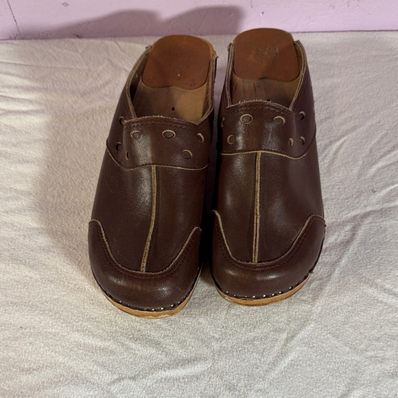 Brown Leather Clogs - Picture 2 of 4